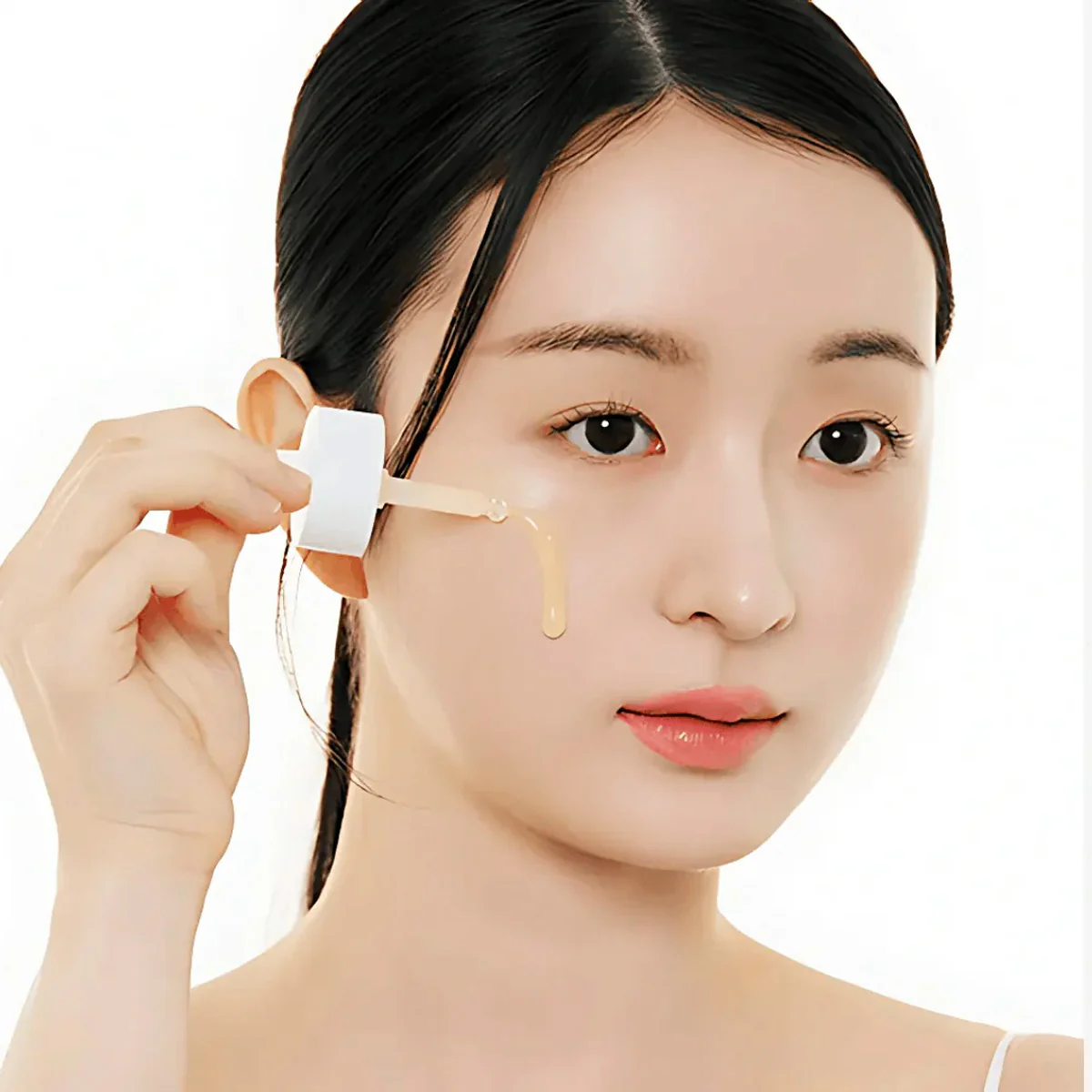 Madagascar Centella Retinol 2.0 Boosting Shot Ampoule 30ml - SKIN1004 - Image 3